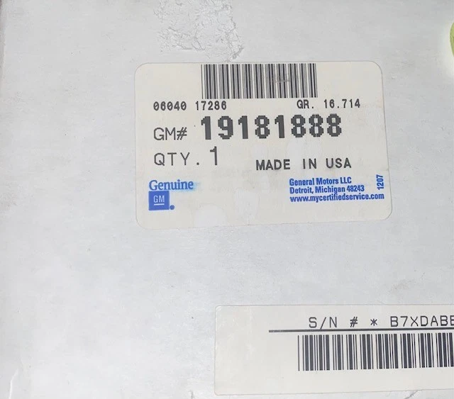 Cinturón de seguridad del lado del conductor GM 2009-2012 NUEVO GENUINO OEM CON RETRACTOR, P/N 191888 Foto 3 de 4