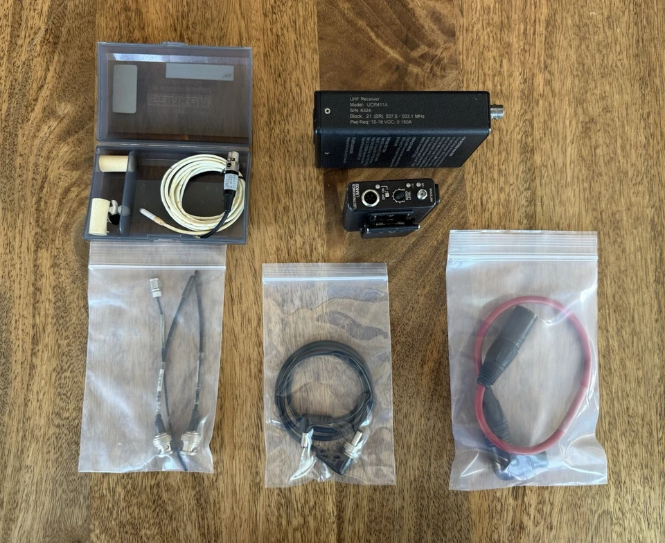 LECTROSONICS UCR411a/UM400 Block 26 Digital Hybrid Wireless with Sanken/Extras. - Image 2 of 4