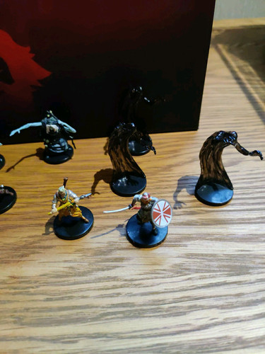 Dungeons and Dragons Waterdeep: Dungeon of The Mad Mage, Painted,With Insert - Picture 5 of 14