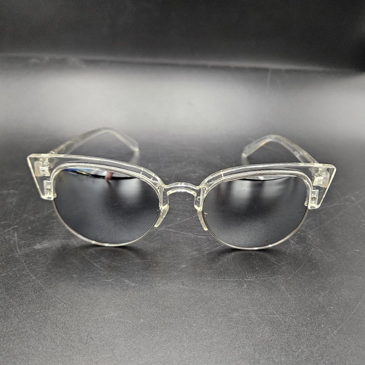Quay Australia My Girl Silver and Clear Cat Eye Sunglasses Amazon.com: QUAY AUSTRALIA Men main image 3