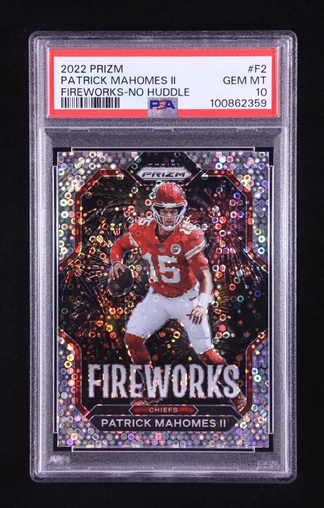 Patrick Mahomes II 2022 Panini Prizm Fireworks Prizms No Huddle #2 (PSA 10)