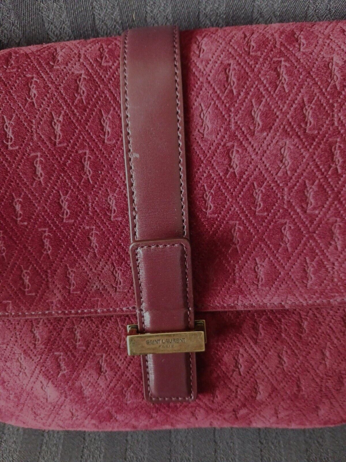 SAINT LAURENT AUTENTICA BORSA IN PELLE SCAMOSCIATA MONOGRAMMA YSL BORSA A TRACOLLA BORDEAUX CINTURINO IN PELLE VIOLA BORDEAUX