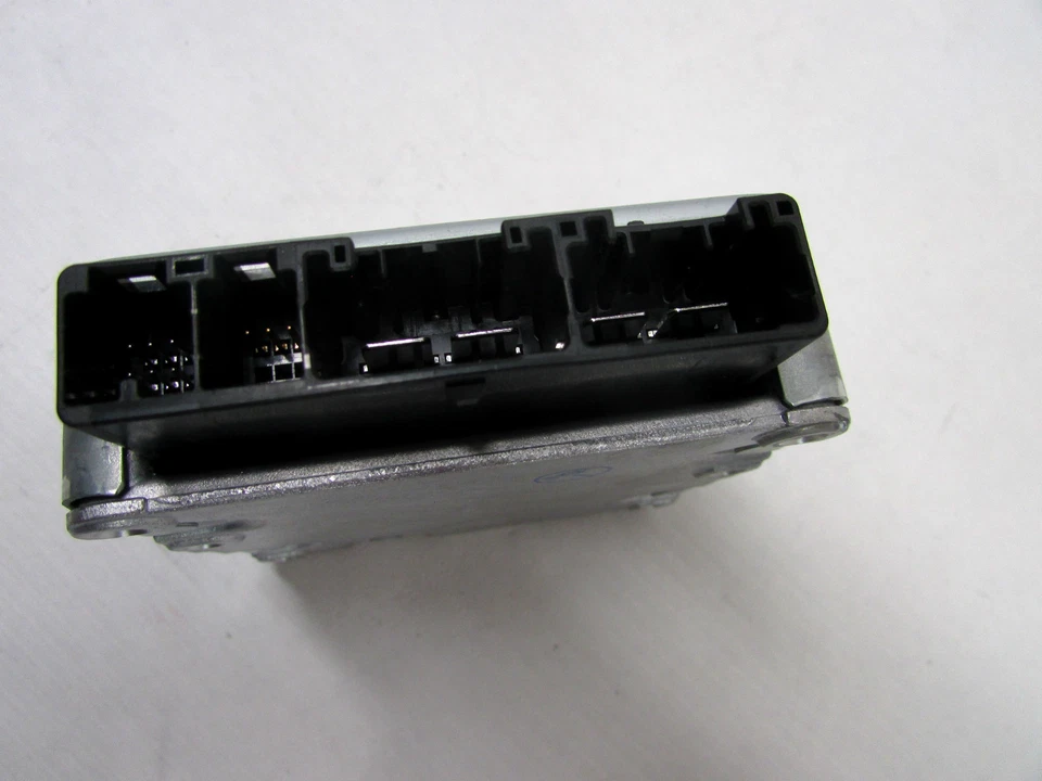 Toyota Prius C 2013 módulo de computadora de dirección asistida 89650-52B81 OEM 12 13 14 Foto 4 de 4