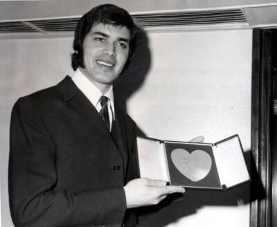 Pop singer Engelbert Humperdinck was named Show Business Perso- 1968 Old Photo