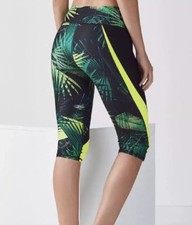 FABLETICS NAVASSA CROP CAPRI YOGA PANTS LEGGINGS NWT 69.95 SZ S/6
