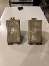 1980 - 1981 Chevrolet Malibu El Camino Caballero Inner Marker Lights Pair 1980 - 1981 Chevrolet Malibu El Camino Caballero Inner Marker Lights Pair