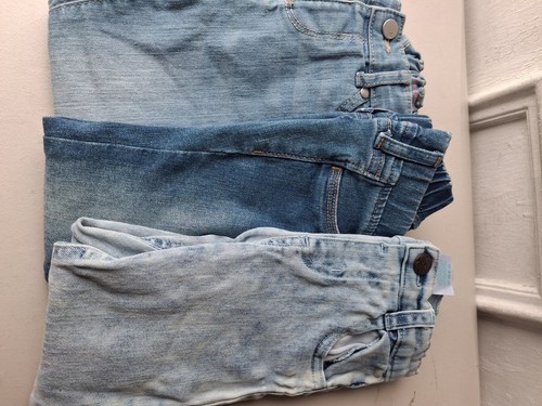 Girls 4 T Jeans 3 Prs Lot 1 Garanomals 1 Gap 1 Children's Place - Picture 7 of 7