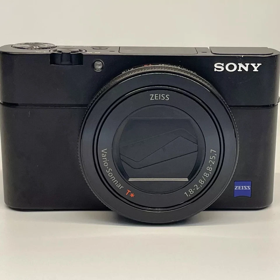 Sony Cyber-shot RX100 V RX100M5 20.1MP Digital Camera with Flip Screen  85% New - Image 2 of 4