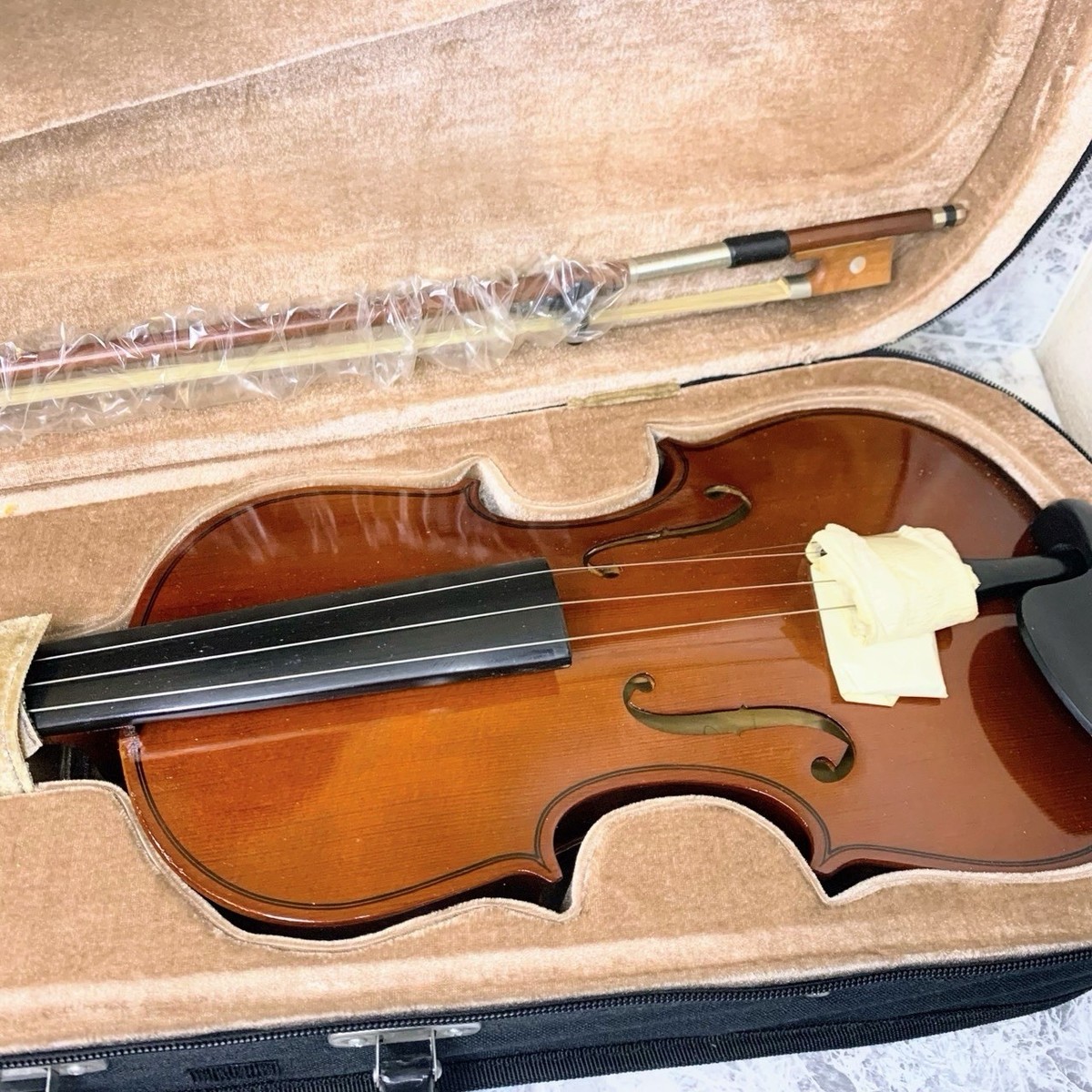 Beautiful J.S.Violin JV-200 4/4 full size violin - from
