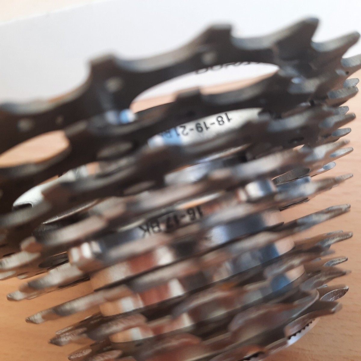 NOS / NIB Shimano DURA ACE 9 speed HG Cassette CS-7700 12-21 NOS / NIB Shimano DURA ACE 9 speed HG Cassette CS-7700 12-21