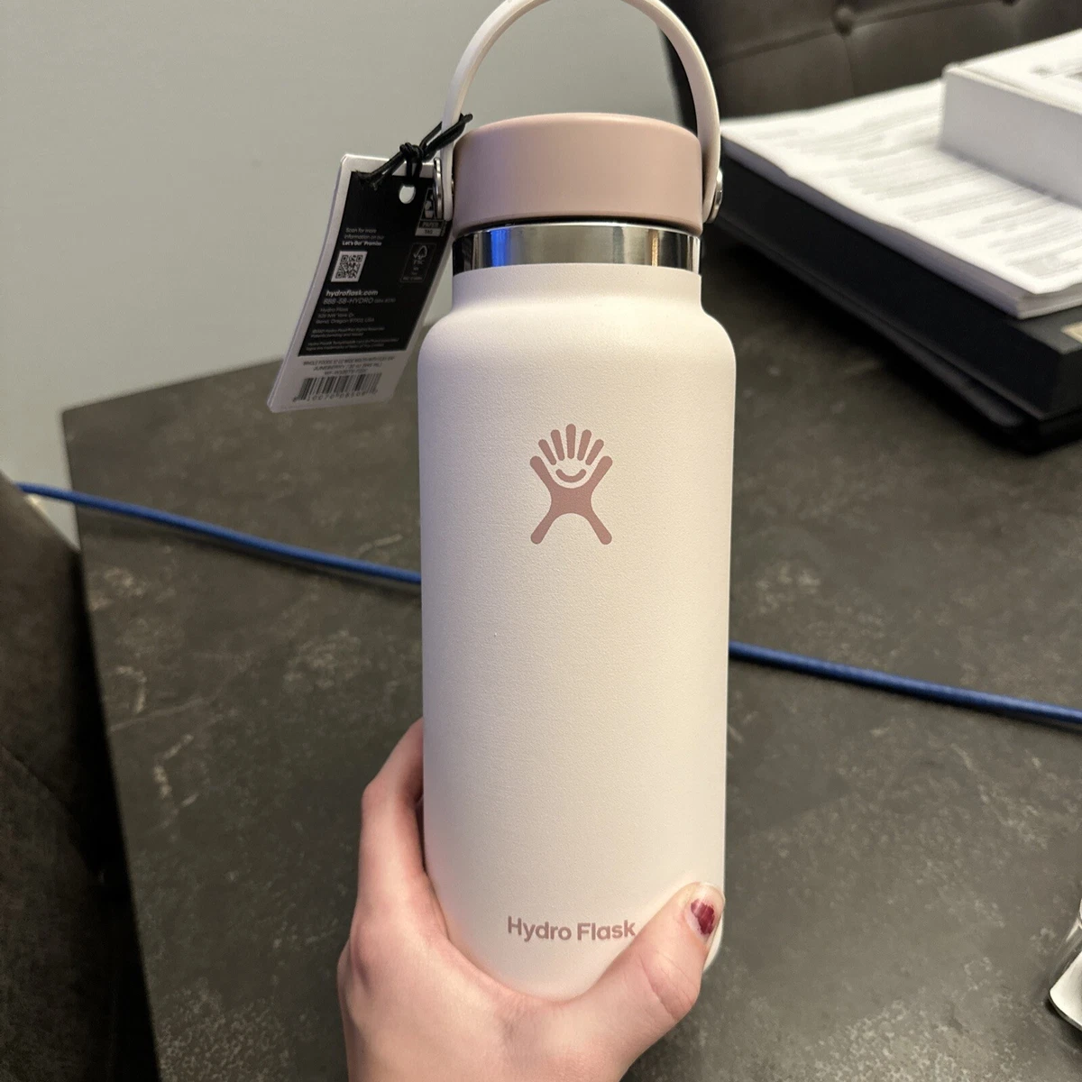 NWT Hydro Flask - Limited Edition “Juneberry 32oz. Whole Foods