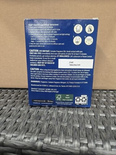 Glade Aromatherapy Essential Oil Diffuser with 1 Refill Lavender & Sandalwood - Picture 2 of 2