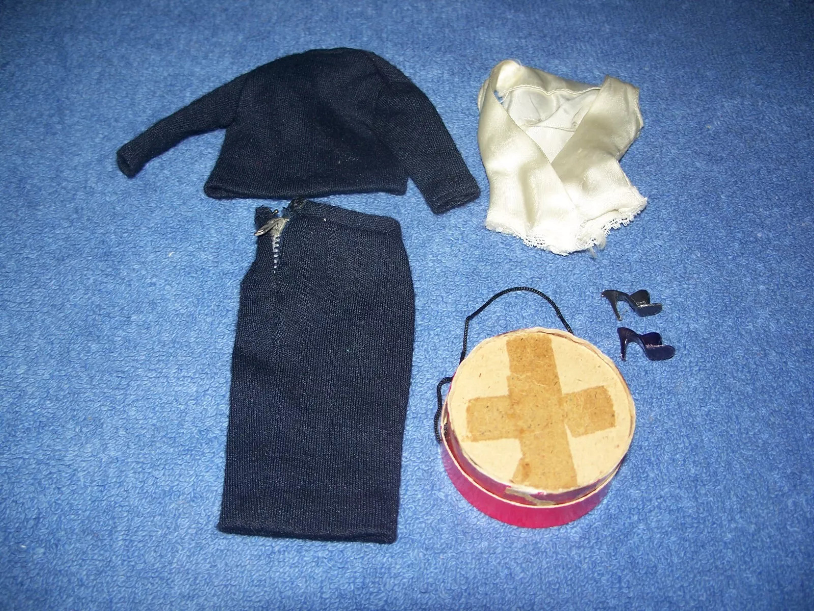 mattel vintage commuter set outfit hat box 