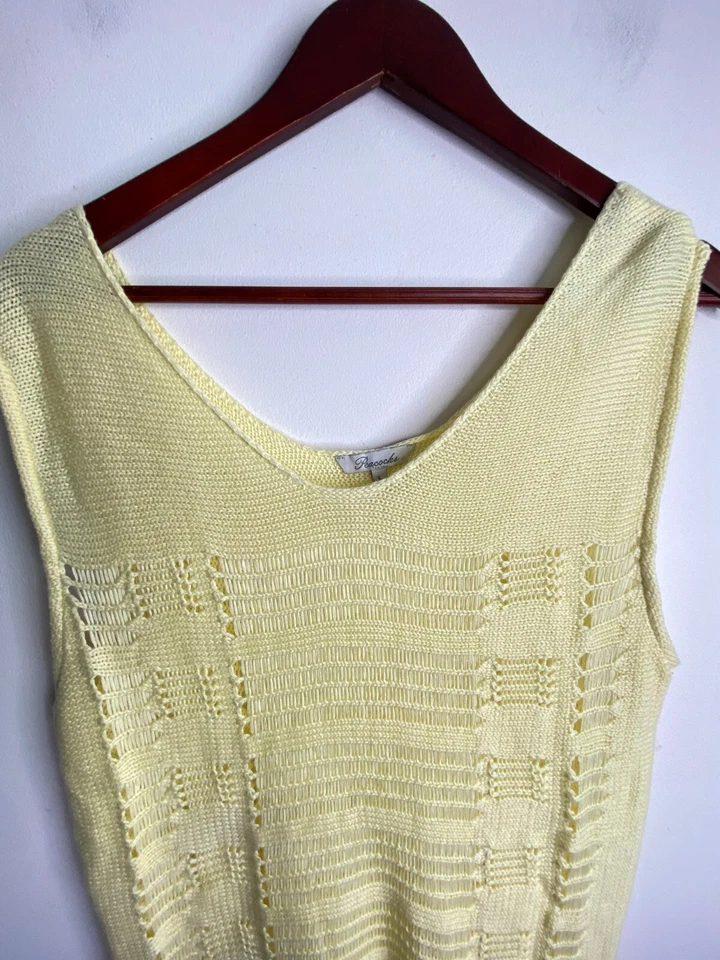 Peacocks Knit Blouse Womens Large Yellow Sleeveless V-Neck Fringe Flowy Comfy - Image 2 of 4