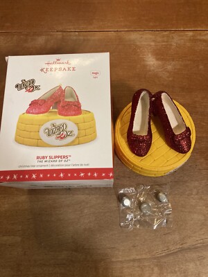 Hallmark 2016 Ruby Slippers The Wizard Of Oz Ornament New Magic Sound