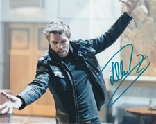 Liam McIntyre Flash Autographed Signed 8x10 Photo COA 