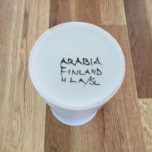 FINNISH MODERN ARABIA WHITE VASE HANDPAINTED BLUE ROSE HILKKA LIISA AHOLA 60'S - Picture 3 of 7