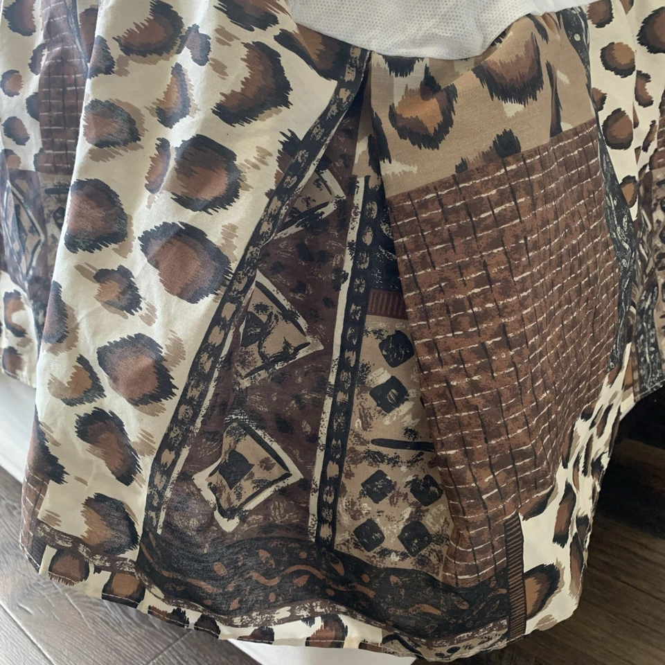 Falda Cama Queen Dan River De Colección Animal Tribal Marrón Plisado Esquinas 13" Caída Foto 2 de 4