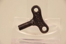 Antiker Schuco Schlüssel Aufziehschlüssel für Blechspielzeug 2,4mm Vierkant