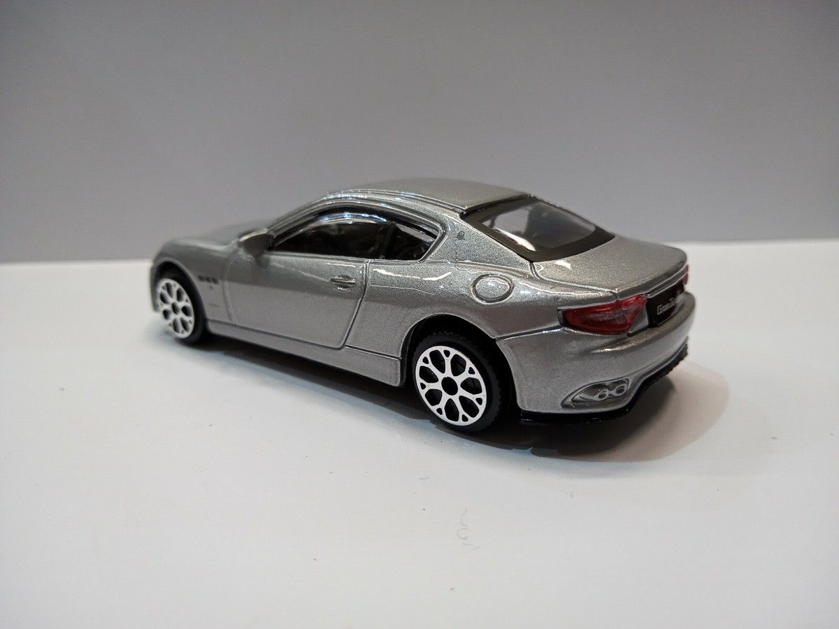 MASERATI GRANTURISMO GRIGIA ARGENTO SCALA 1:43 Nuovo BURAGO