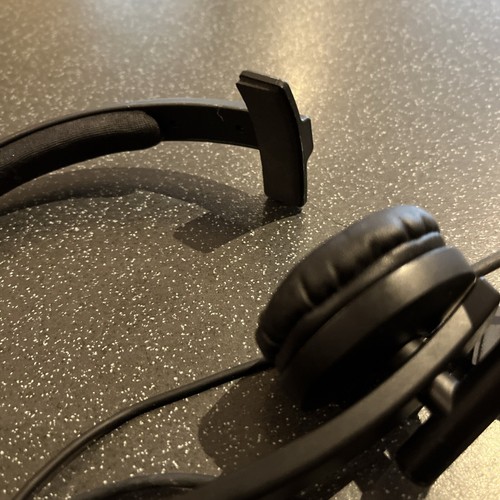 Logitech H570e USB Mono Headset - Picture 4 of 6
