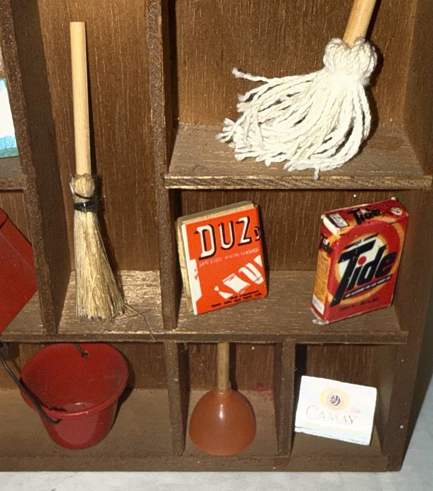 Casa de bonecas tamanho miniatura cozinha loja de campo com decoração de vitrine de madeira VINTAGE - Imagem 4 de 4