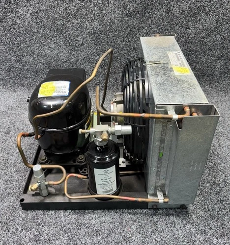 Copeland M6EL-H056-IAV-028 Condensing Unit R404A, 1/2 HP, 208-230V, 1 Phase