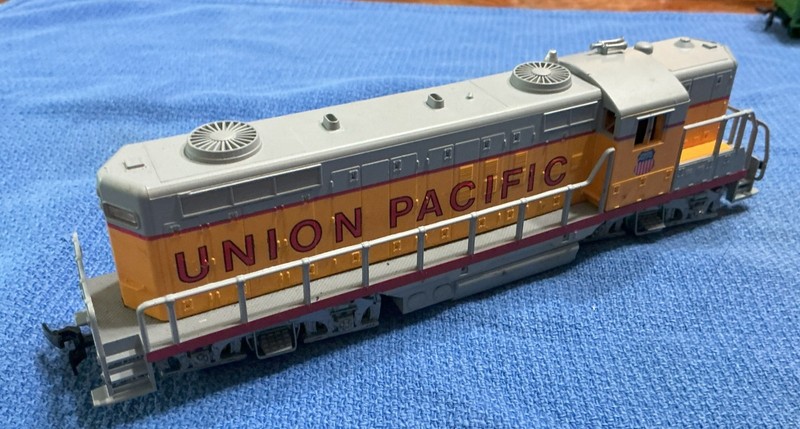 Vintage Bachman Union Pacific Diesel Locomotive HO NEW  In Box TESTED SEE VIDEO