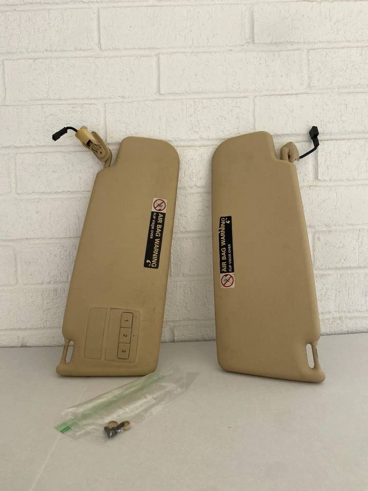 2002-2005 Volkswagen Passat Driver/Passenger Sun Visor Pair *READ DESCRIPTION* - Image 3 of 4
