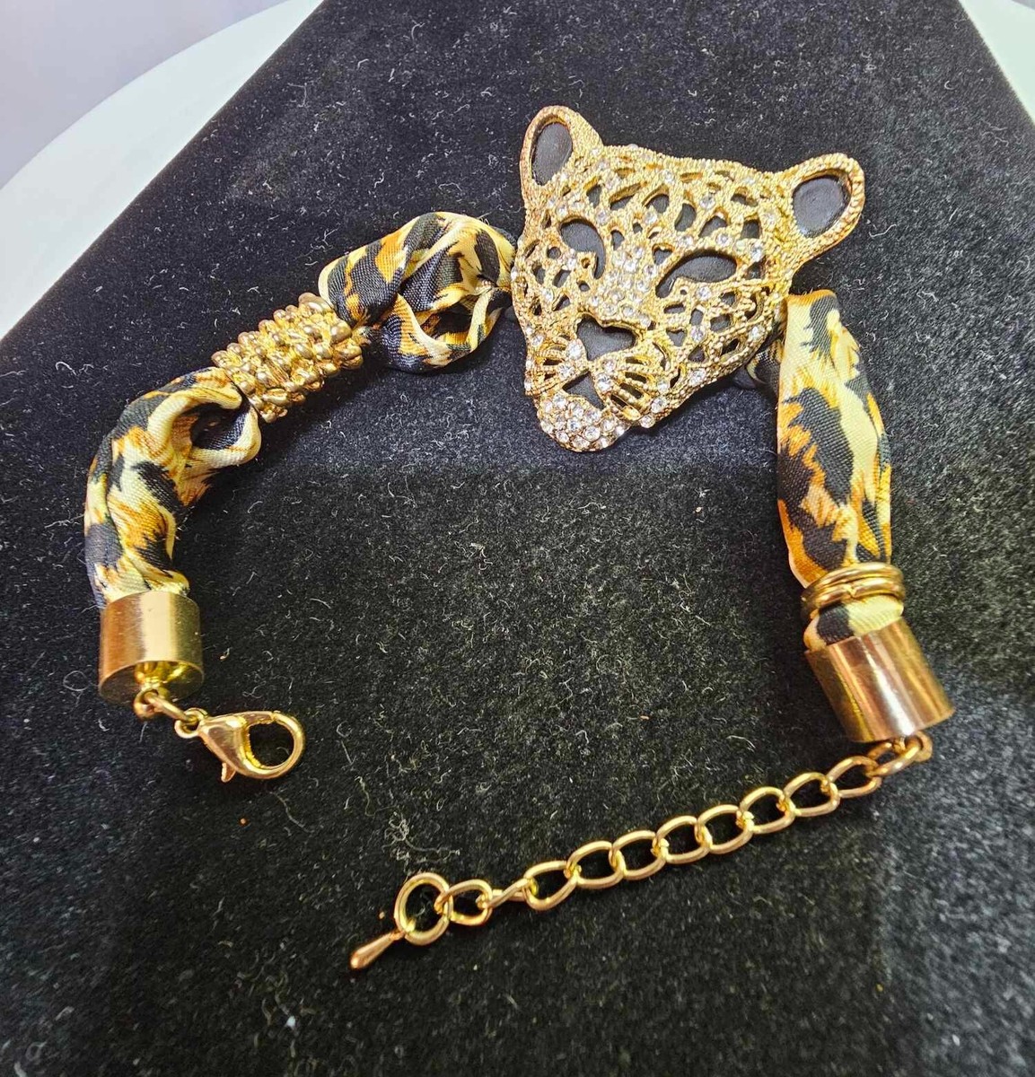 Gorgeous- Chunky Large Sparkly Goldplated Panther Leopard
