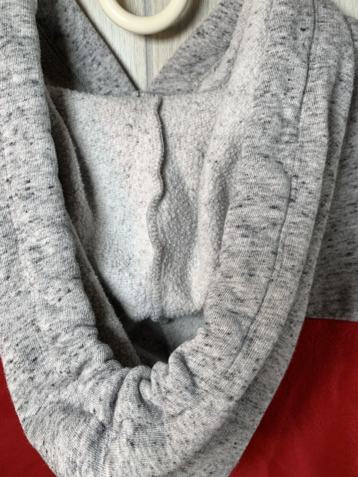 UNDERCOVER Felpa con cappuccio piccola Victoria's Secret pullover rosso grigio nero bianco
