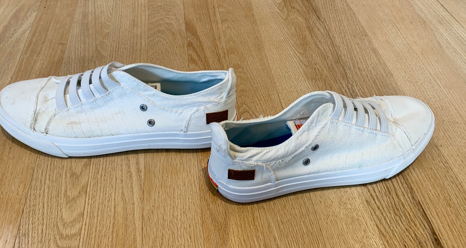 Blowfish Womens Sneakers White Slip On Cotton Canvas Shoes Elastic Laces