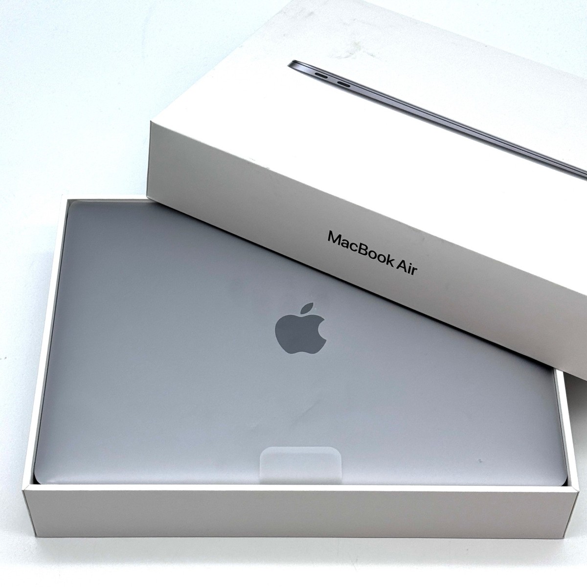 Apple MacBook スペースグレー 13.3インチMacBook Pro 2.0GHzクアッドコアIntel Core i5 Retina