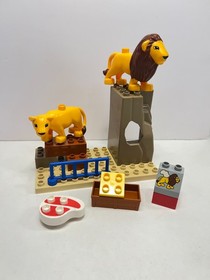 Lego Duplo 5634 Feeding Zoo - 2009 LIONS Replacement Parts