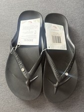 Archies flip flops size 8-8.5