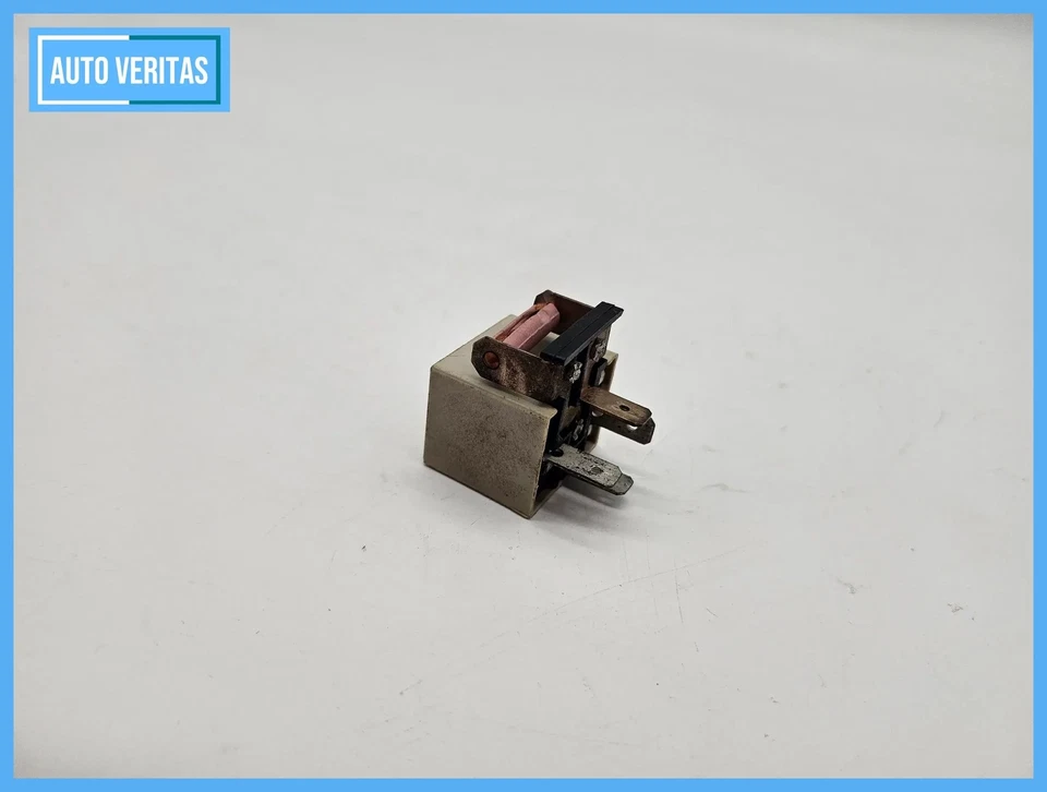 Original Relay Oldtimer Opel Porsche VW 3/77 74504 12V 16A - Image 3 of 4