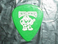 LYNYRD SKYNYRD Tazmanian Devil Logo LEGEND Old Concert Tour Green GUITAR PICK