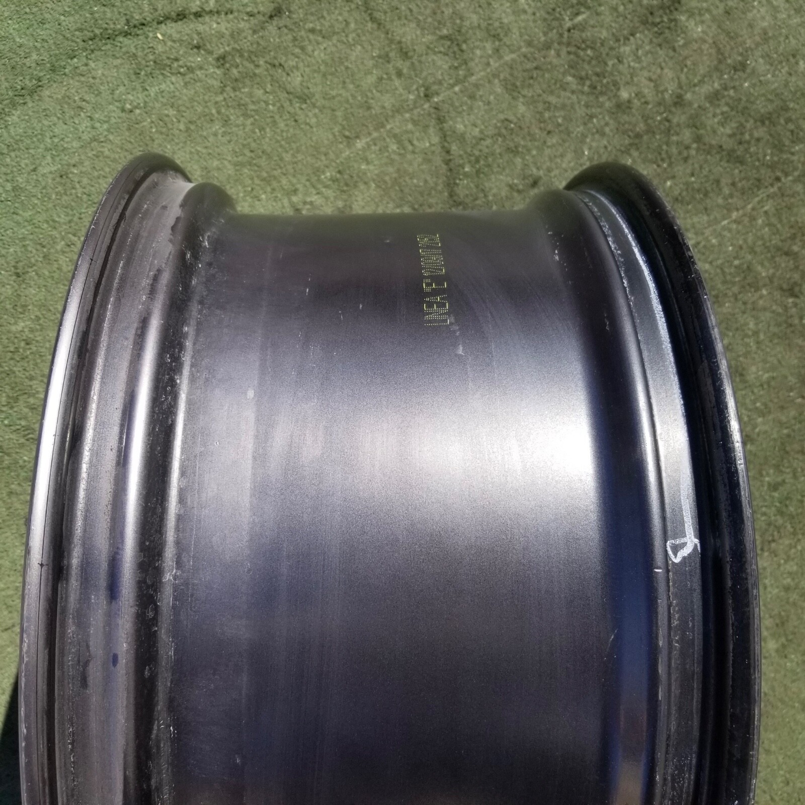 Factory Maserati Ghibli Rear Wheel Genuine OEM Charcoal 20 Inch 980157020 97410