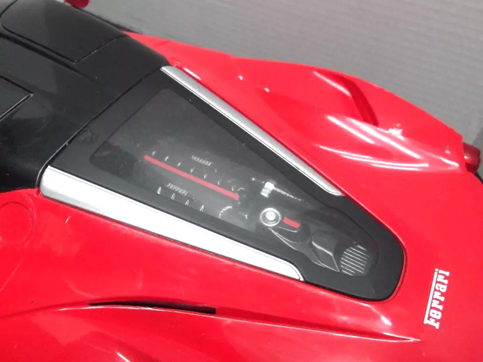 New Bright RC Sportscar Red Ferrari 9.6v No Battery No Remote - Image 3 of 4