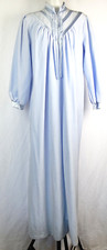 VTG Gilead Light Blue Zip-Front Pullover Long Arnel/Nylon Robe M Made in USA