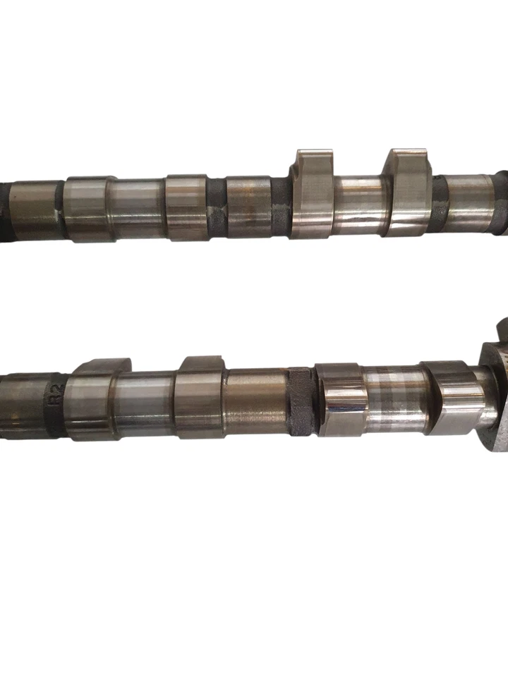 Kit albero a camme ingresso uscita BMW E90 E92 E93 M3 S65B40 7838188 7841167 V8 - Immagine 3 di 4