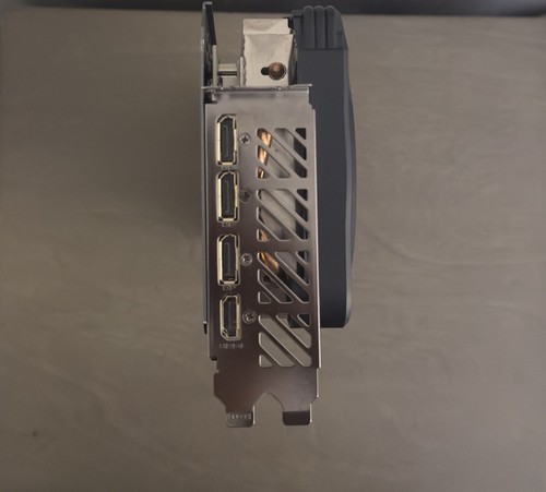 GIGABYTE GeForce RTX 4070 Ti GAMING OC 12GB GDDR6X Graphics Card - Afbeelding 4 van 5
