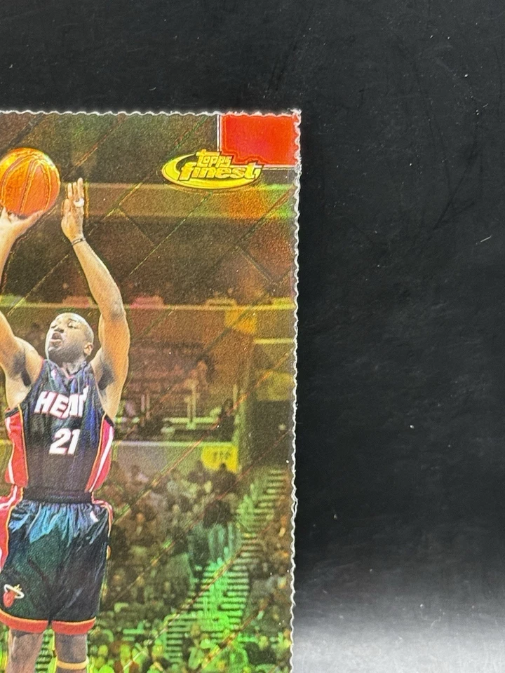 1999-00 Topps Finest GOLD Refractor Voshon Lenard 049/100 NM #196 Heat Nuggets - Image 2 of 4