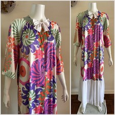 1960s Vanity Fair Psychedelic Pinwheel Hostess Gown Maxi Dress Nylon Mod Op Art