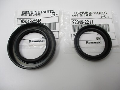 テルスガイザー　YOSA Genuine Kawasaki 92049-2246 & 92049-2211 Crankcase Oil Seals for