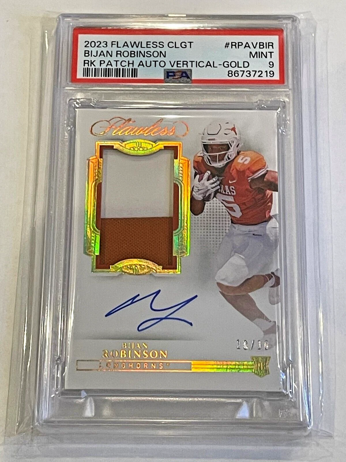 Bijan Robinson Panini Flawless Collegiate Flawless Rookie Patch Autograph Vertical #RPAVBIR Gold