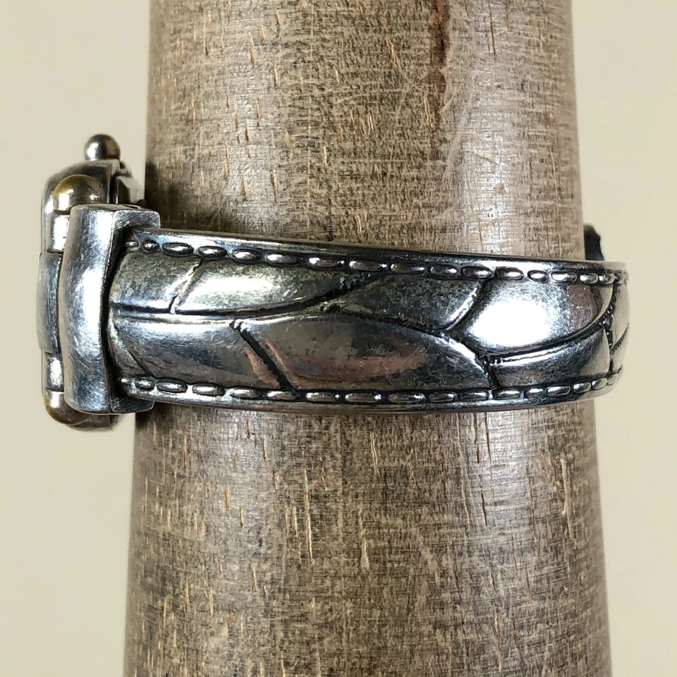 Reloj Chico's Mujer CH-201 Vestido Tono Plateado Brazalete Cuadrado Cuarzo 25mm 6 1/4" Foto 3 de 4