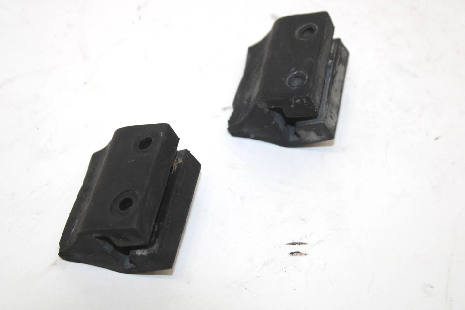 Par de topes Ski-doo Formula Sls 500 L/C 1996 OEM 570047900 SS66 Foto 3 de 4