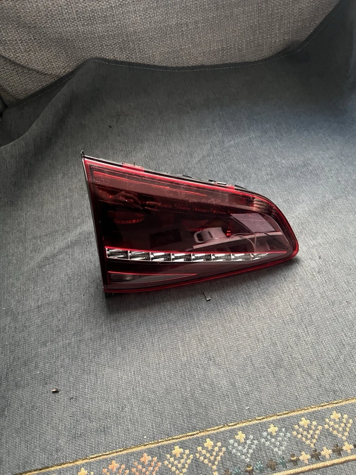 Volkswagen Golf Mk7 2013-2016 Taillights (Used) Rear Taillights - Image 4 of 4