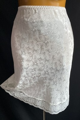 M&S Vintage Taillenslip, creme geprägt Slippery Liquid Satin Poly & Spitze, UK 12